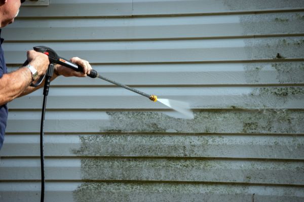Vinyl Siding Power Washing - Vinyl Siding Power Washing Oshkosh, Wisconsin